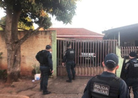 Polícia Militar prende jovem por porte de arma, ameaça e desacato em Nova Andradina