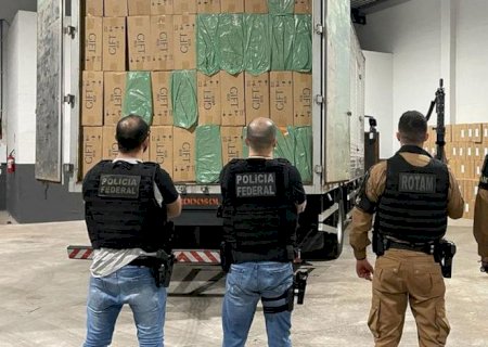 Polícia Federal combate contrabando de cigarros do Paraguai