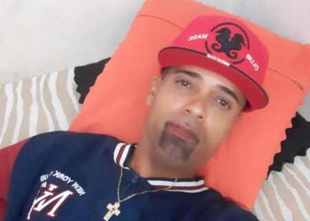 Estava nervoso: Homem diz à polícia que tirou gasolina da moto e incendiou ex-mulher