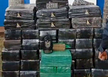 Usando tornozeleira, homem é preso transportando mais de uma tonelada de maconha