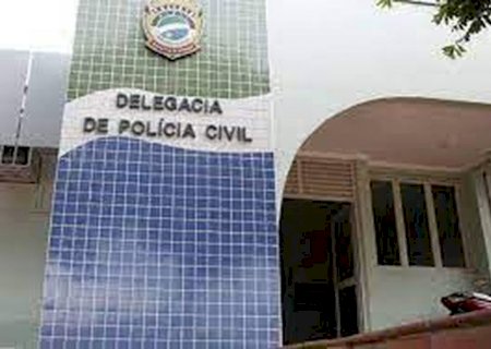 Mulher é perseguida e ferida com golpes de facão na cabeça por marido que acaba preso 