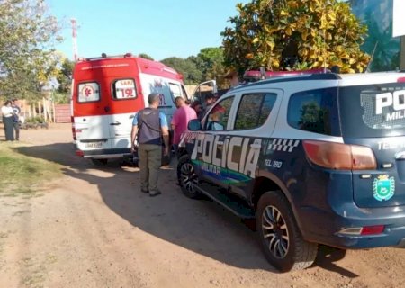 Homem mata a esposa e em seguida atira na própria cabeça