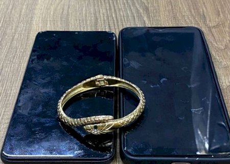 Homem é preso por receptação ao usar joia roubada para presentear namorada