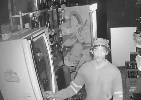 Ladrão invade boate, leva computador de R$ 12 mil e consome bebida