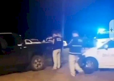 Produtores de maconha brigam na estrada, um morre e dois ficam feridos
