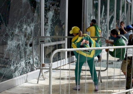 Suspeita de participar dos atos de 8 de janeiro é presa pela PF no Paraguai