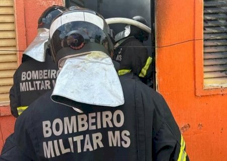 Homem tenta terminar relacionamento e mulher incendeia imóvel em Bataguassu