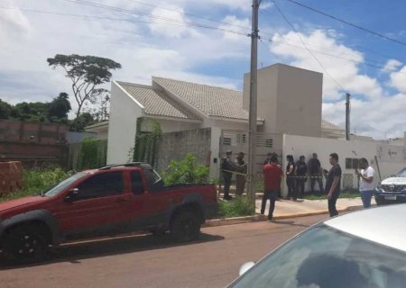 Homem invade casa e mata mulher e três filhas