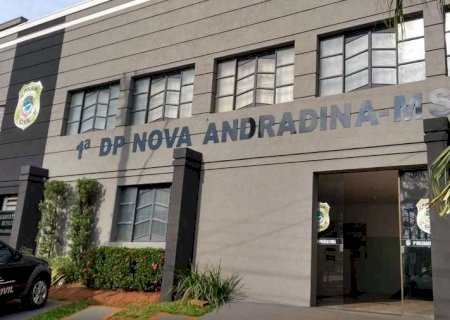 Idosa é atacada por três cachorros em Nova Andradina