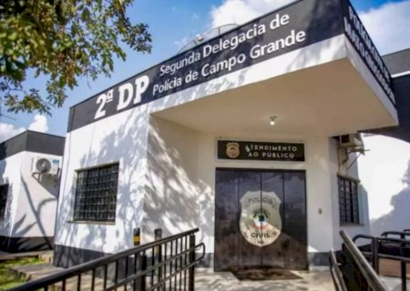 Pai diz que filho de 4 anos levou tapa no braço do professor e procura polícia