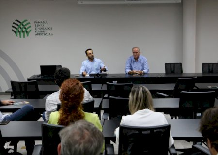 Andre Dobashi apresenta resultados de gestão, e Jorge Michelc é eleito novo presidente da Aprosoja/MS