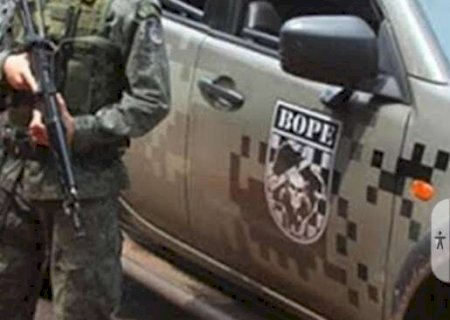 Traficante é morto pela polícia após reagir à abordagem em frente de casa