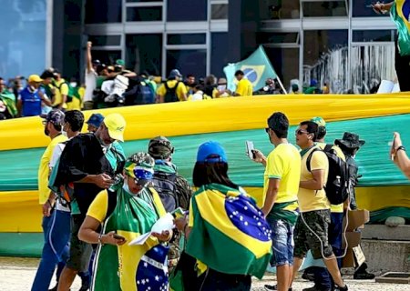 STF condena mais 29 réus pelos atos golpistas de 8/1