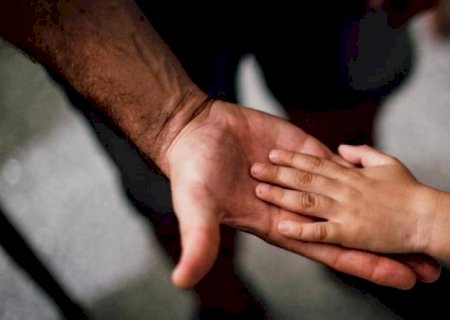 Pedófilo leva surra de populares após tentar estuprar menina de 7 anos