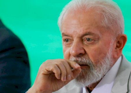 Lula se reúne com ministros depois de aumento na rejeição