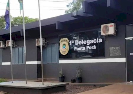Após obrigar mãe a fazer comida, filho ameaça colocar veneno no poço de água