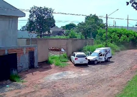 Integrantes de facção tentam matar policiais durante perseguição