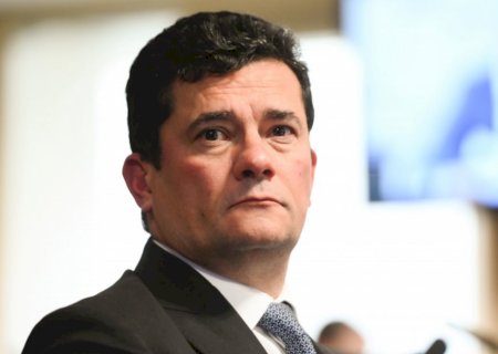 TRE-PR forma maioria e livra Moro de cassação