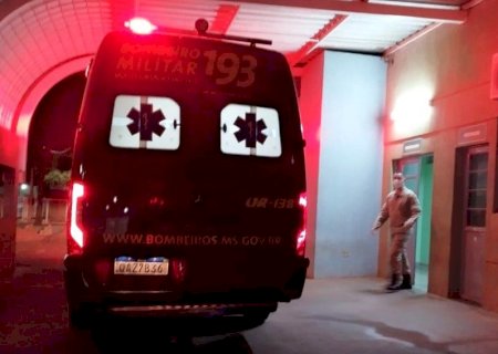 Jovem baleado é socorrido pelo Corpo de Bombeiros Militar em Nova Andradina
