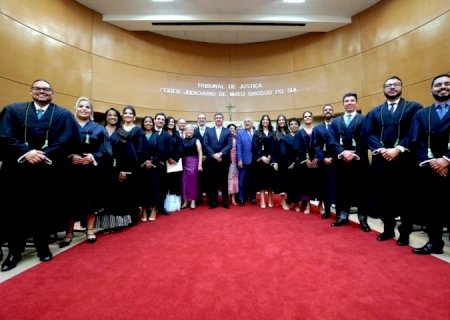 Em posse de novos defensores públicos, governador destaca desafio da inclusão