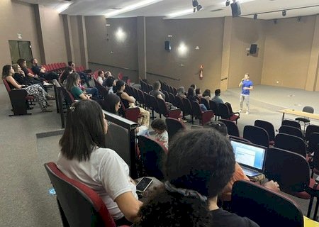 SEMEC investe no bem-estar dos professores com formação focada na saúde