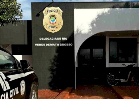 Idoso é espancado por vizinhos ao tentar resgatar cachorro de rua em MS