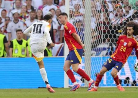 Torcedores criam petição para que jogo Espanha x Alemanha seja remarcado; entenda