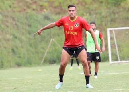 Vitória acerta a contratação de Léo Jabá e tem interesse em meia do São Paulo
