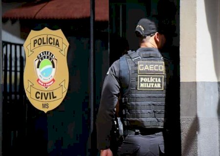 Empresa de ex-chefe de gabinete ganhou contratos antes mesmo de ter luz ligada