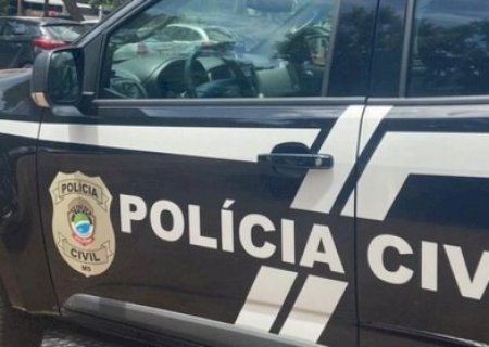 Homem é preso em cima de telhado após dar panelada no rosto de companheira