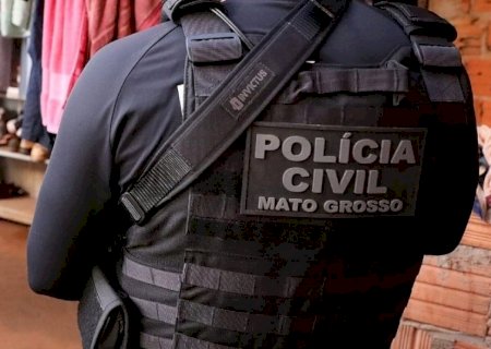 Homem acusado de ameaçar esposa com faca reage à abordagem da polícia e acaba morto