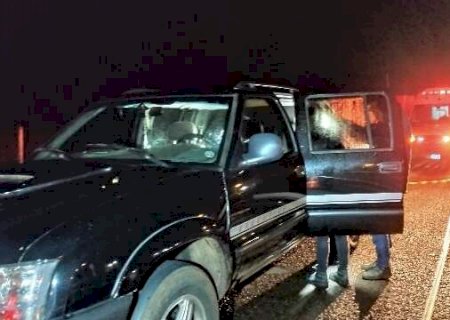 Mulher leva choque e morre ao tentar consertar máquina de lavar roupa