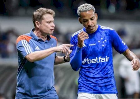 Lideranças do Cruzeiro defendem Seabra, e Matheus Pereira critica tom de cobranças: "Não pode ter ofensa"