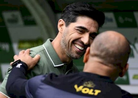 Abel Ferreira vê novo Palmeiras com tempo para viver e cita "condição" para renovar: "Até 2030"