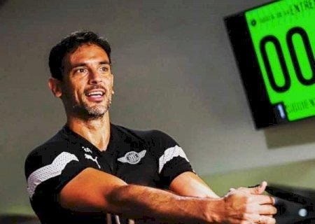 Paraguaio 'interminável' do Libertad foi alvo do Cruzeiro, que envolveu joia em negociação com City