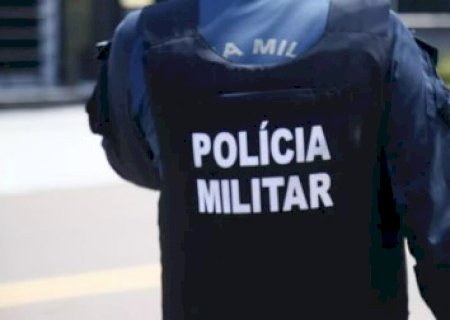 Após ser espancada, mulher tranca marido dentro de casa e chama a polícia