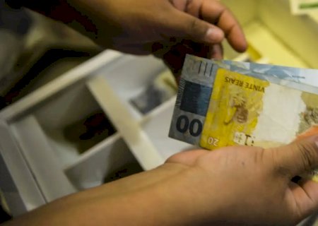 Clientes de bancos têm até amanhã, quarta-feira, para sacar valores esquecidos