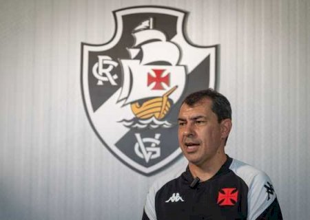 Fábio Carille manda recado para torcida do Vasco: 'Esperem um time muito organizado e comprometido'