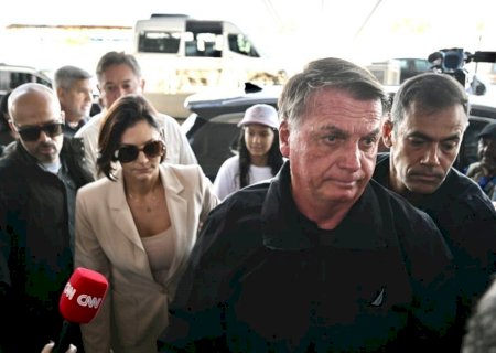 Estou preparado para ouvir a PF tocar a campainha às 6h, diz Bolsonaro