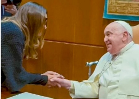 Janja se encontra com o papa Francisco: É sempre uma emoção