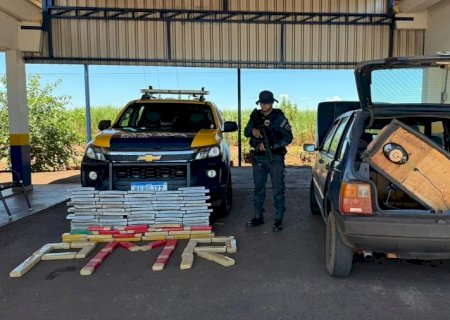 Batayporã: Polícia Militar Rodoviária apreende mais de 100 kg de maconha em veículo abandonado por traficante