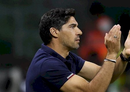 Abel reclama da arbitragem, cita Djokovic e fala em falta de sorte do Palmeiras