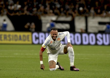 Neymar chega a quarto jogo pelo Santos buscando equilibrar ataque