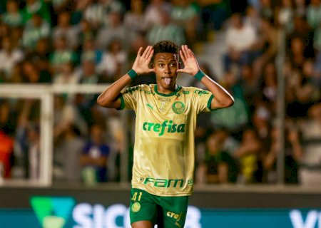 Estêvão diz que convocação tem gosto especial: 'Neymar é um ídolo'