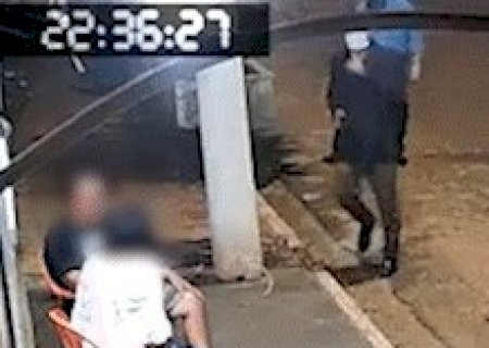 Bandidos fazem empresário refém, levam R$ 60 mil em joias e caminhonete