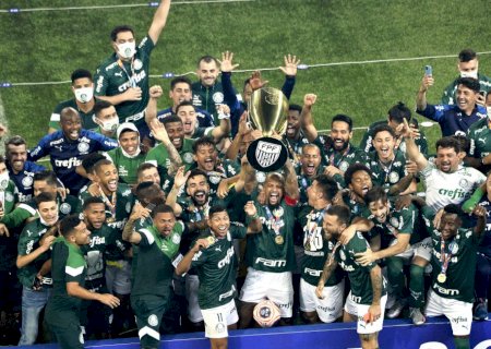 Palmeiras tem cinco remanescentes de título sobre o Corinthians; taça foi a última sem Abel