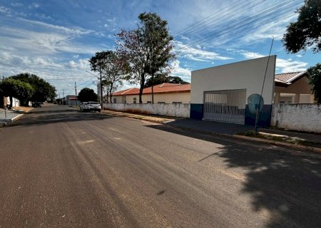 Indicação aponta necessidade de melhorias para garantir a segurança viária nas proximidades de escola