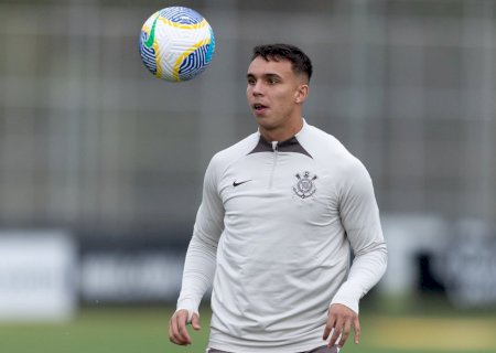 Corinthians faz acordo e antecipa a saída do atacante Giovane