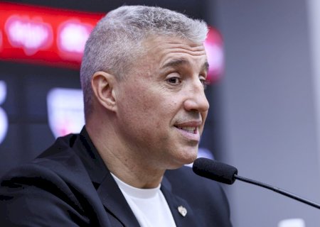 Crespo traça prioridade no São Paulo: 'Urgência é o Brasileirão'
