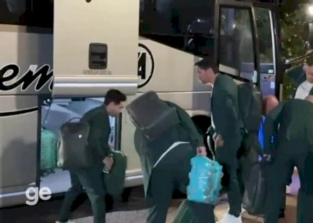 Palmeiras lança camisa para Copa do Mundo de Clubes e vai estreá-la contra o time de Messi